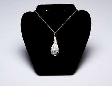 Necklace with crystal